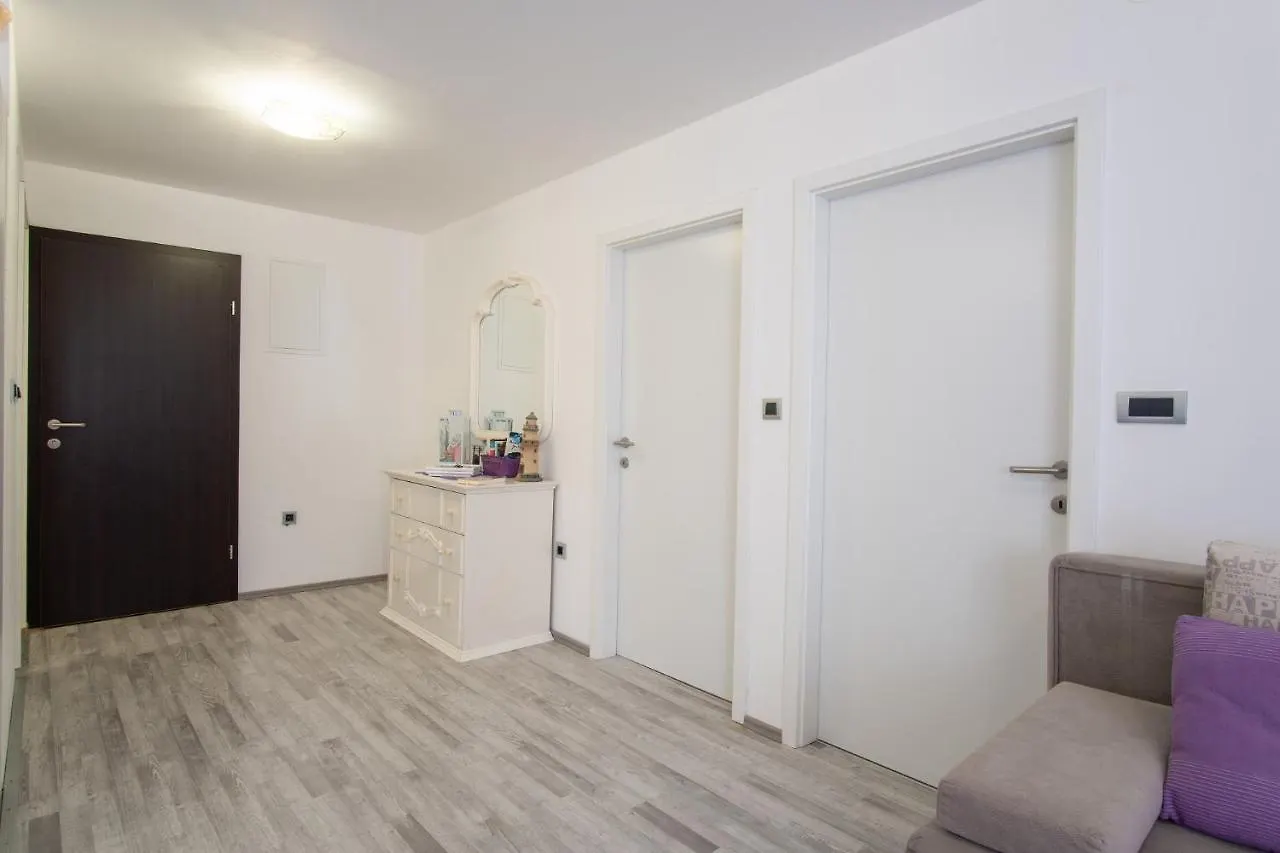 Private Holliday Apartment Pag Town